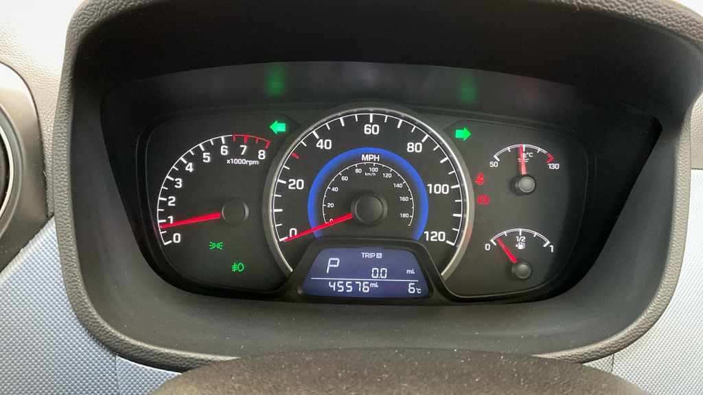 Used Hyundai i10 2014 for sale - 77194804: Photo 10