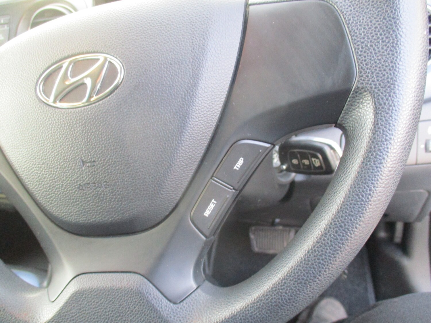 Used Hyundai i10 2014 for sale - 77194804: Photo 19