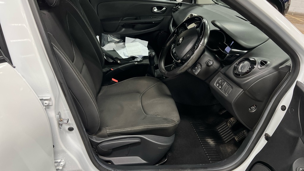 Used Renault Clio 2016 for sale - 77295007: Photo 9