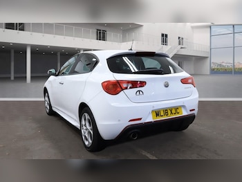 Used Alfa Romeo Giulietta 2018 for sale - 76611177: Photo