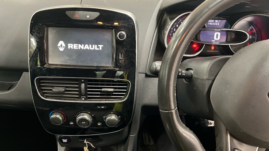 Used Renault Clio 2017 for sale - 76403098: Photo 11