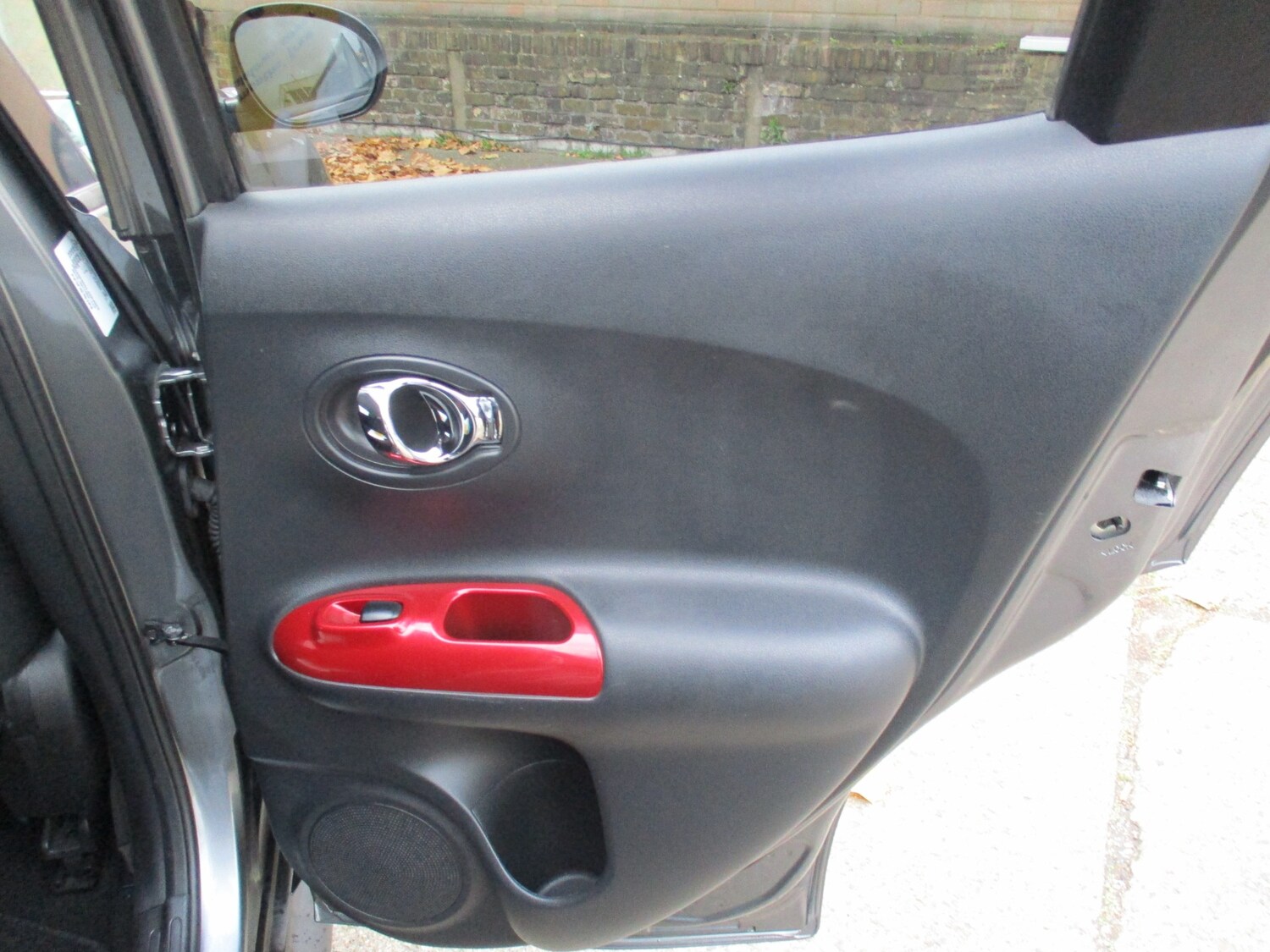 Used Nissan Juke 2014 for sale - 76402941: Photo 9