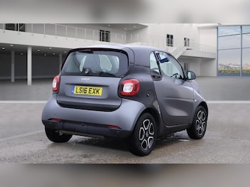 Used Nissan Pulsar 2016 for sale - 76449741: Photo