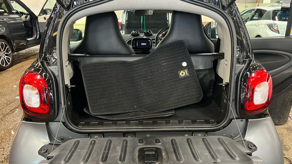 Used Nissan Pulsar 2016 for sale - 76449741: Photo 7