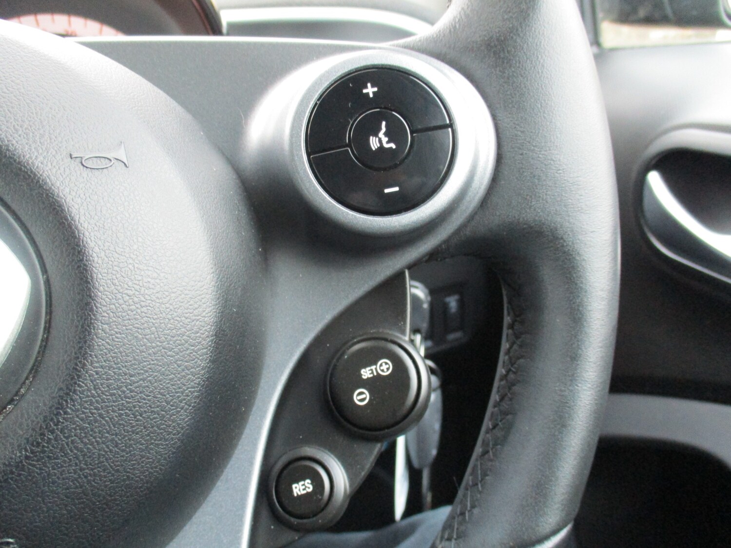 Used smart fortwo 2017 for sale - 76576645: Photo 17