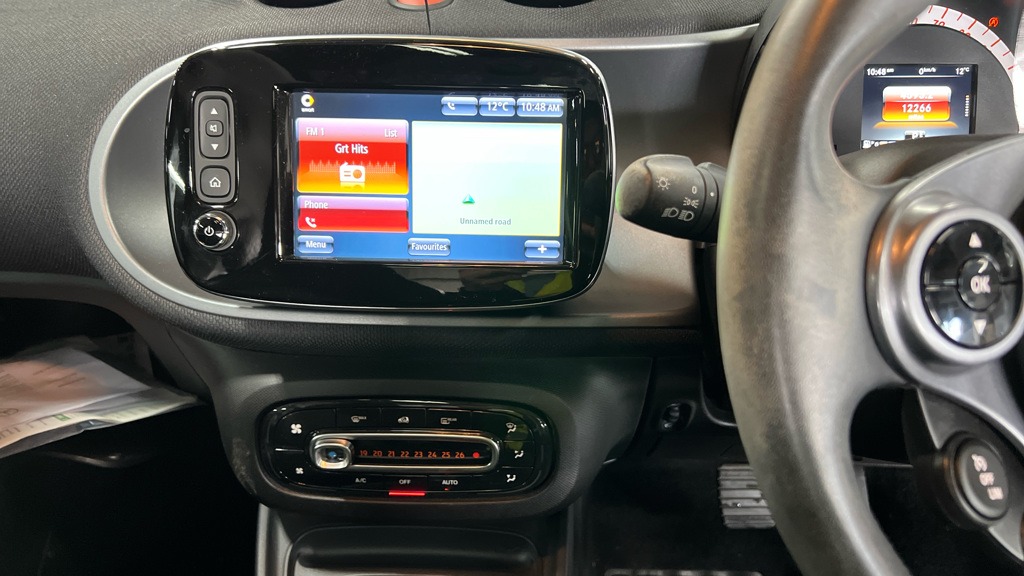 Used smart fortwo 2017 for sale - 76576645: Photo 4