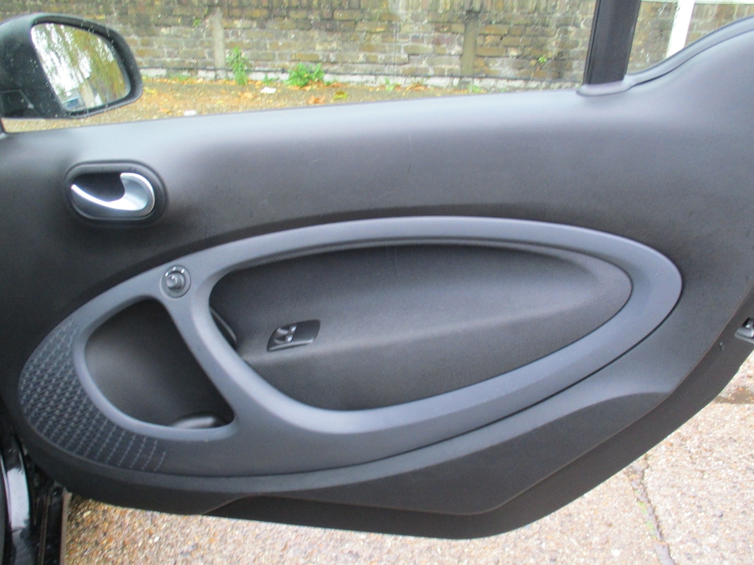 Used smart fortwo 2017 for sale - 76382691: Photo 12