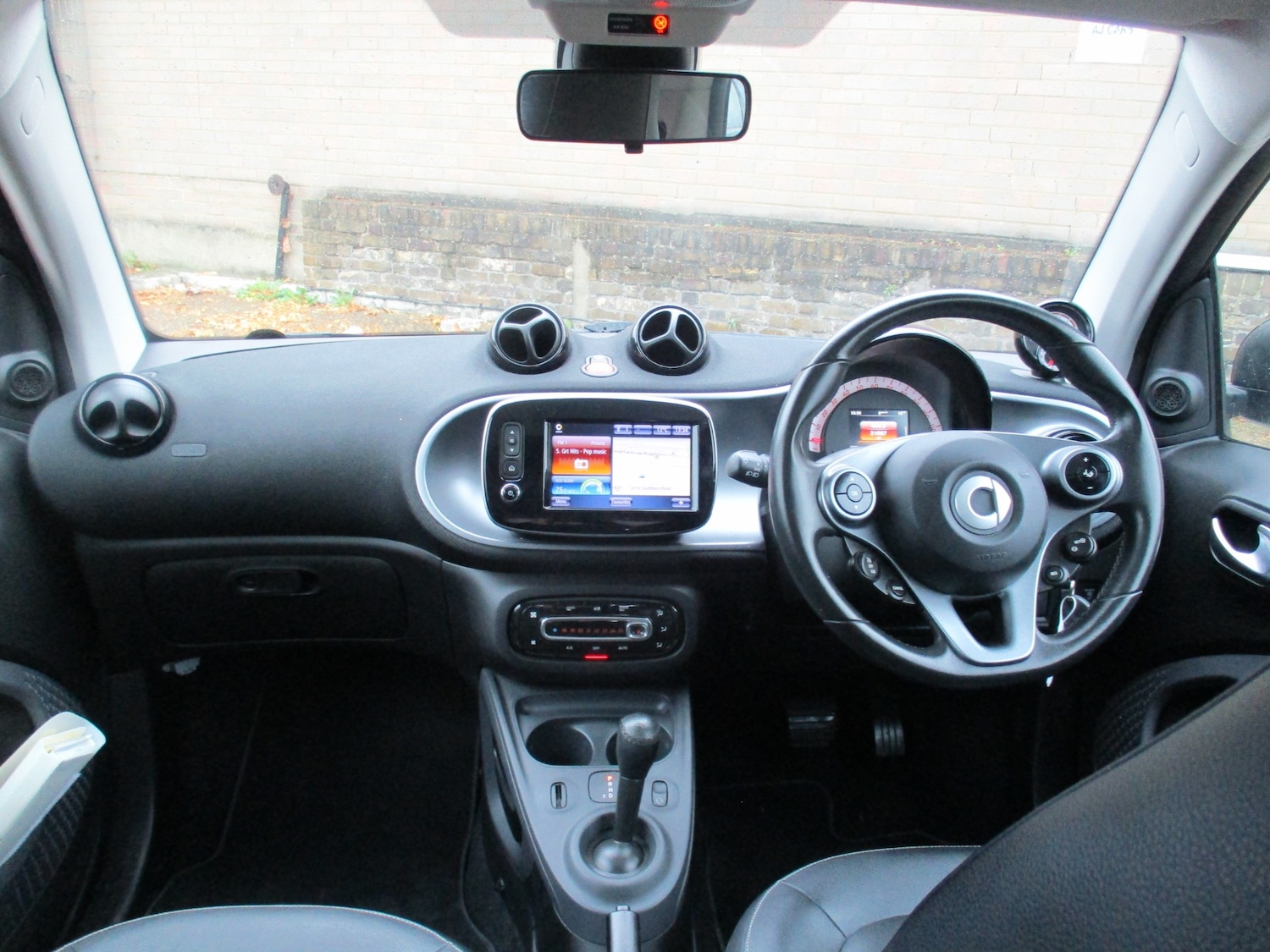 Used smart fortwo 2017 for sale - 76382691: Photo 8