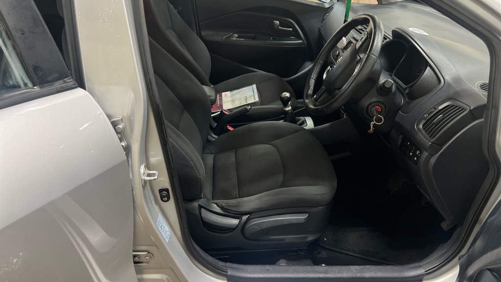 Used Kia Rio 2013 for sale - 77364829: Photo 9