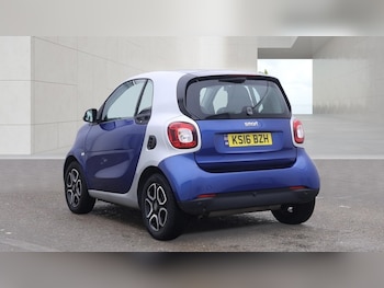Used smart fortwo 2016 for sale - 79184764: Photo