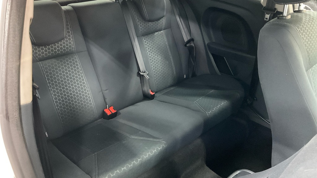 Used Ford Fiesta 2011 for sale - 76736602: Photo 10