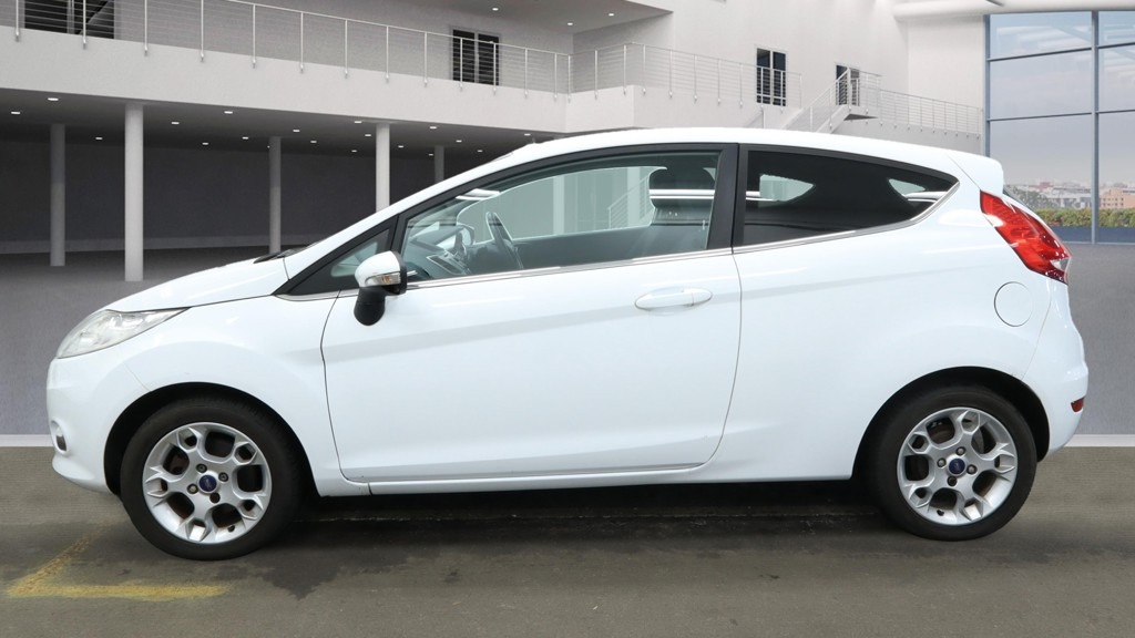 Used Ford Fiesta 2011 for sale - 76736602: Photo 9