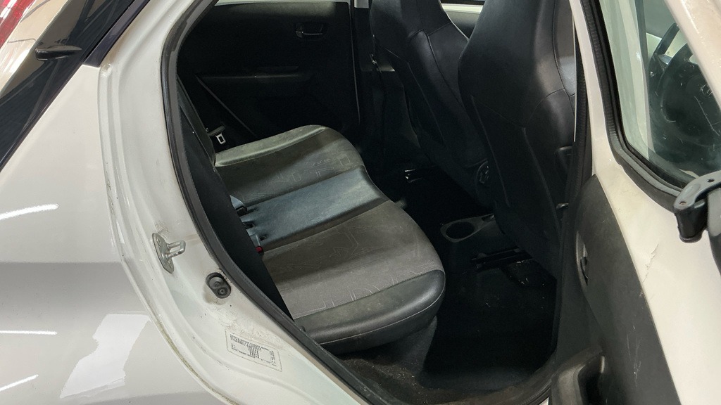 Used Toyota AYGO 2015 for sale - 77945262: Photo 8