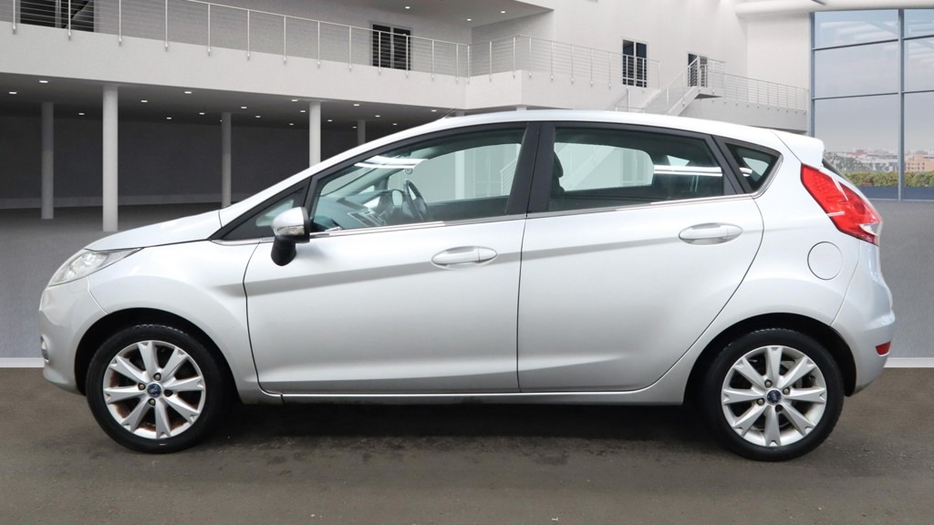 Used Ford Fiesta 2010 for sale - 77802789: Photo 6