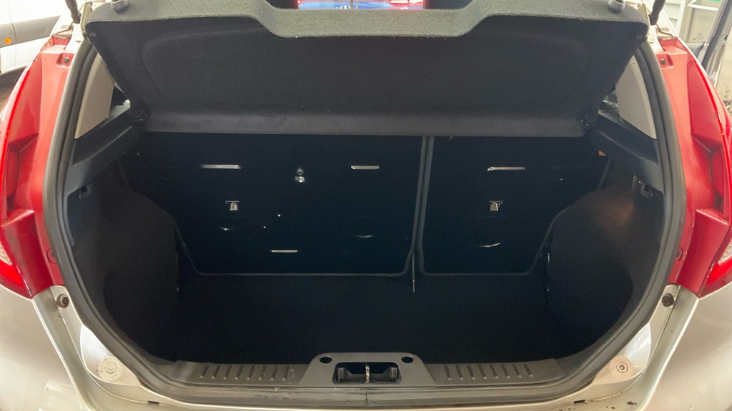 Used Ford Fiesta 2010 for sale - 77802789: Photo 7