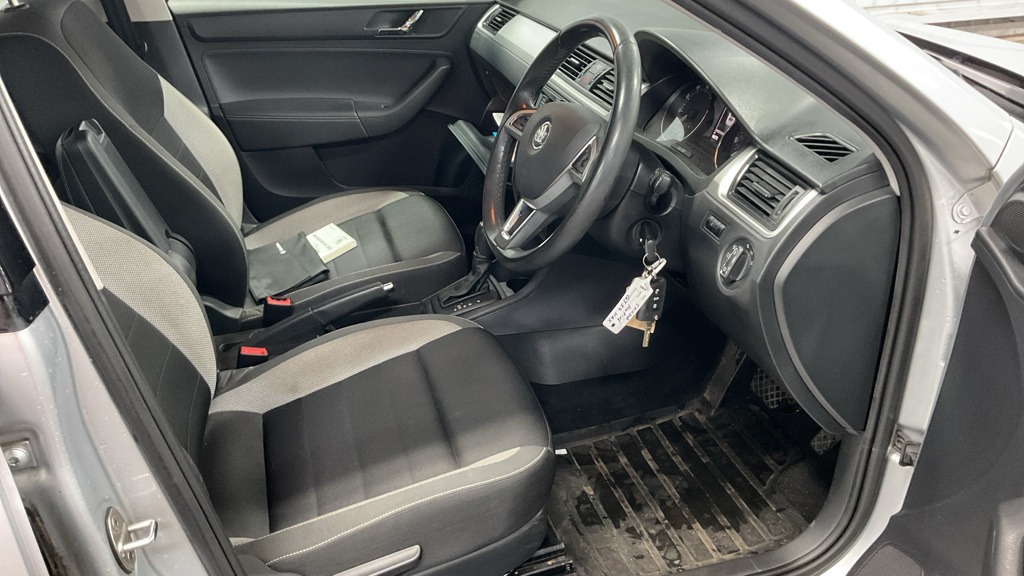 Used Skoda Rapid Spaceback 2017 for sale - 76734884: Photo 10