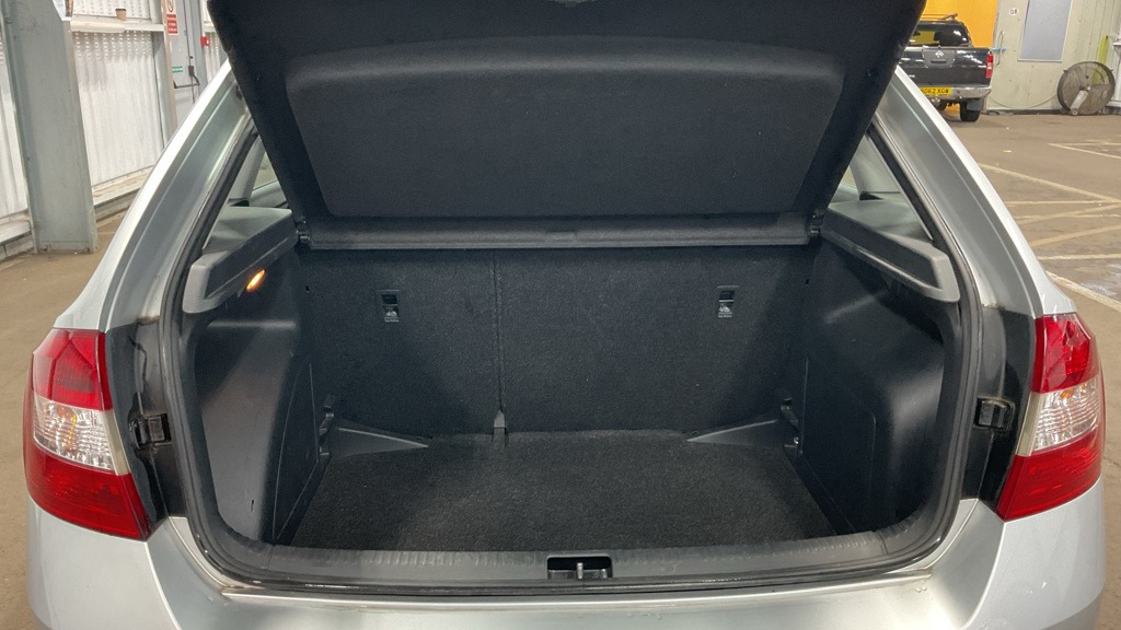 Used Skoda Rapid Spaceback 2017 for sale - 76734884: Photo 8