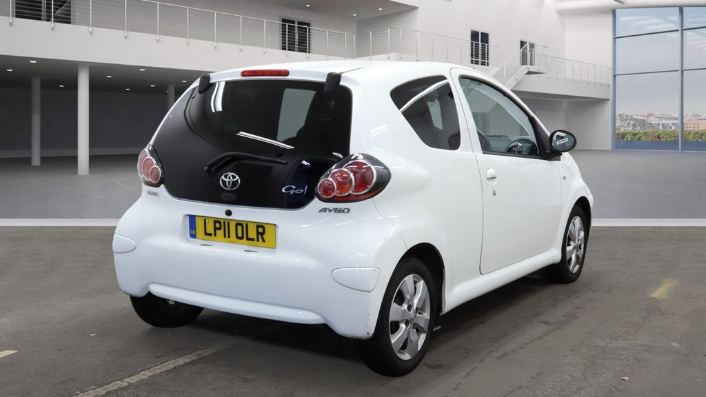 Used Toyota AYGO 2011 for sale - 76718721: Photo 4