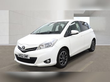 Used Toyota Yaris 2012 for sale - 79340503: Photo