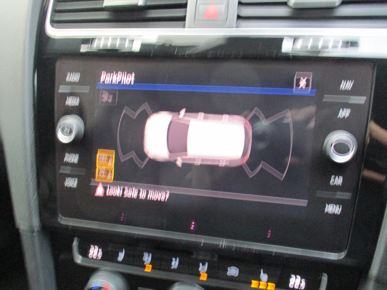 Used Volkswagen Golf 2018 for sale - 76452255: Photo 18