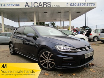 Used Volkswagen Golf 2018 for sale - 76452255: Photo