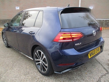 Used Volkswagen Golf 2018 for sale - 76452255: Photo