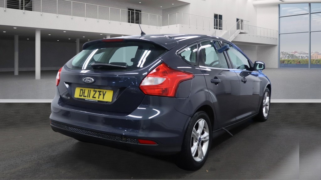 Used Ford Focus 2011 for sale - 77567749: Photo 4