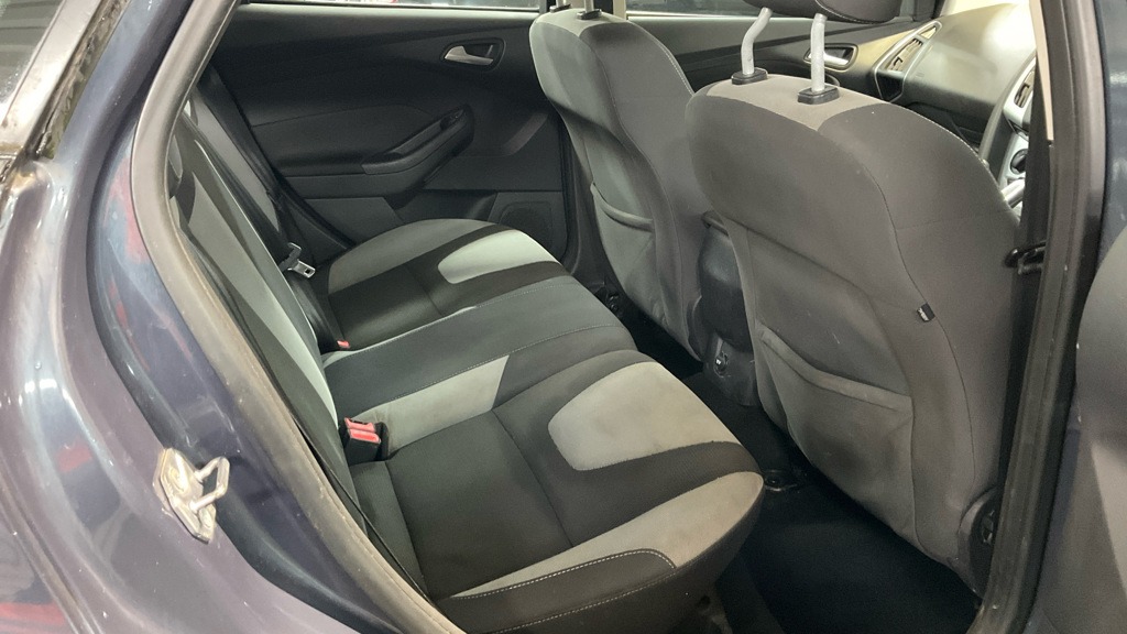 Used Ford Focus 2011 for sale - 77567749: Photo 8