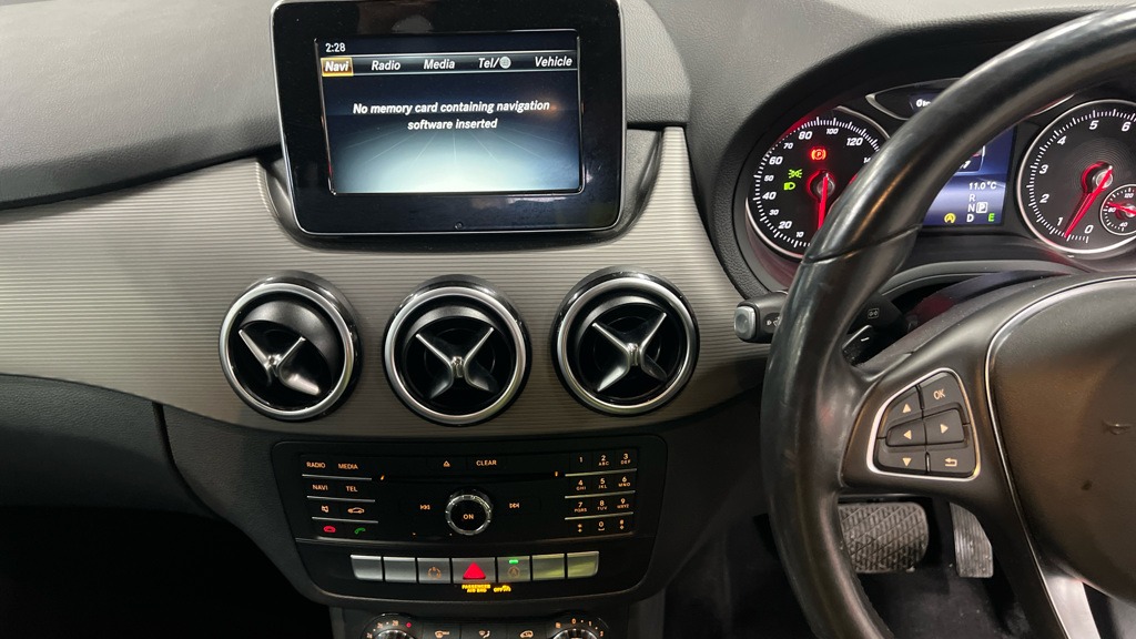 Used Mercedes-Benz B Class 2014 for sale - 77568447: Photo 11