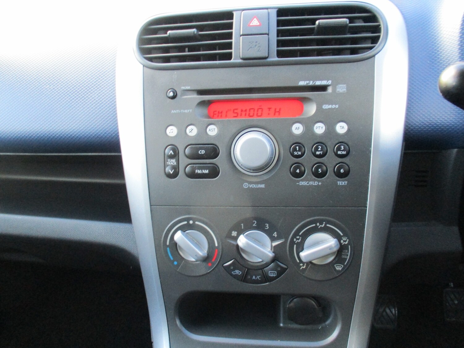 Used Vauxhall Agila 2013 for sale - 76829588: Photo 15