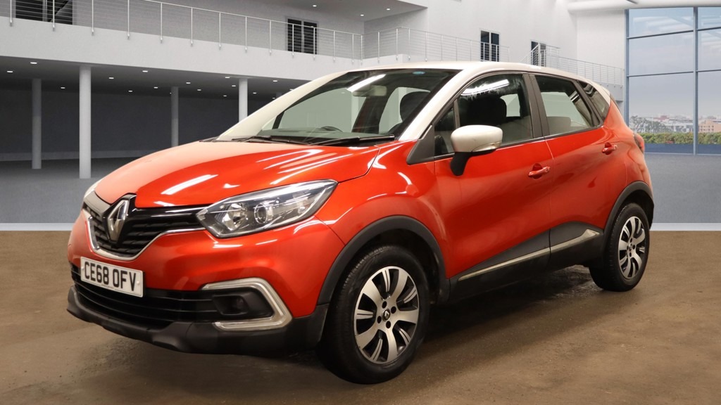 Used Renault Captur 2018 for sale - 77502247: Photo 2