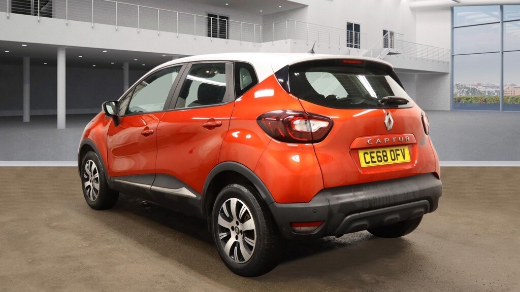 Used Renault Captur 2018 for sale - 77502247: Photo 3