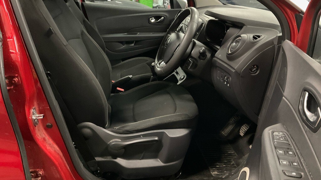 Used Renault Captur 2018 for sale - 77502247: Photo 9