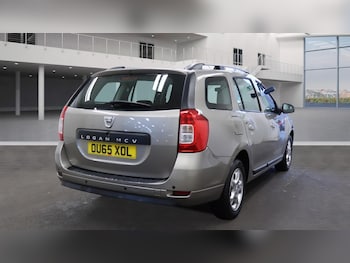 Used Dacia Logan MCV 2015 for sale - 77164712: Photo