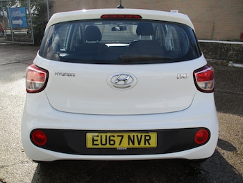 Used Hyundai i10 2017 for sale - 75661399: Photo