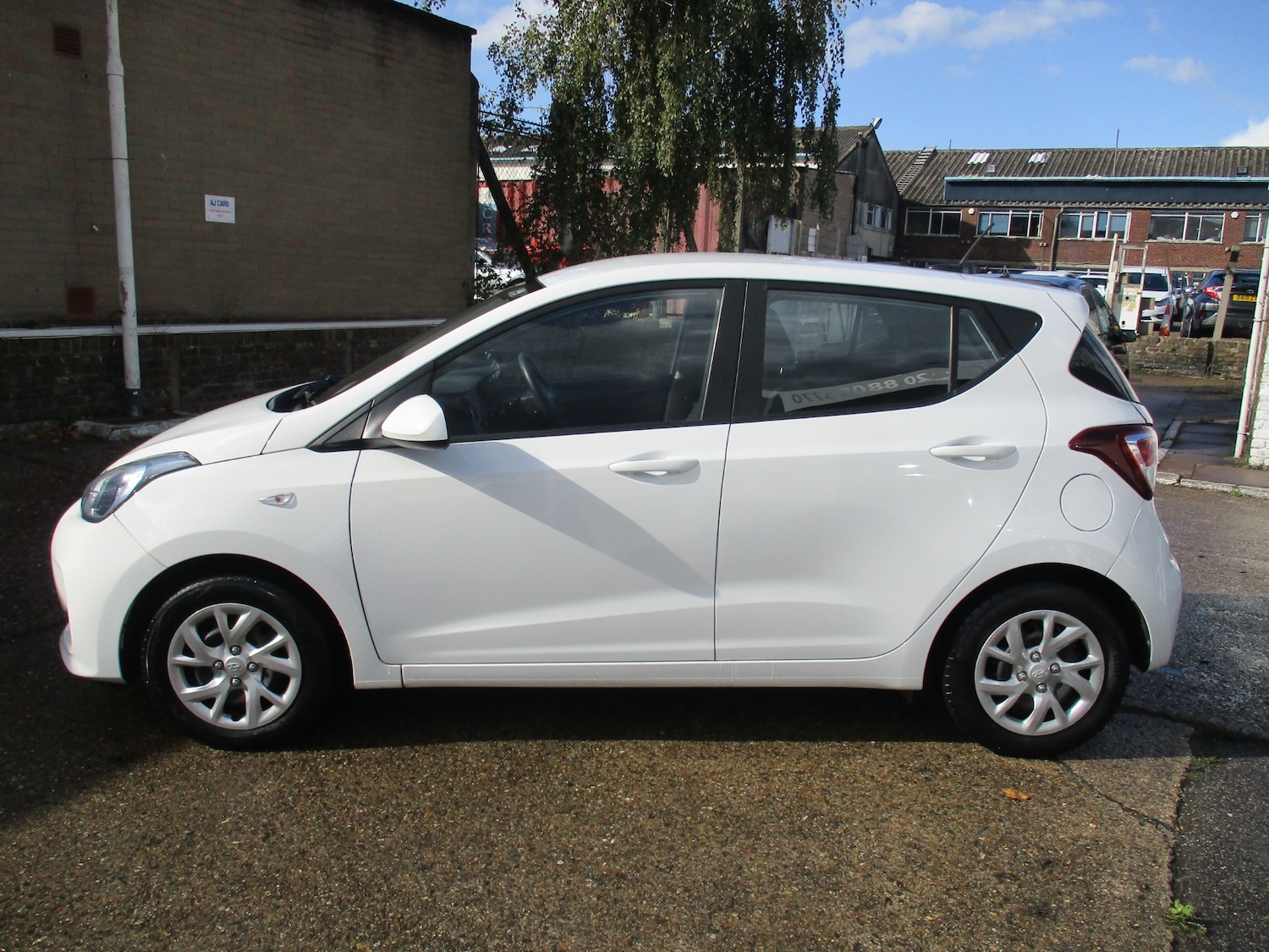 Used Hyundai i10 2017 for sale - 75661399: Photo 5