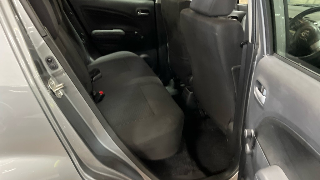 Used Suzuki Splash 2013 for sale - 76931028: Photo 8