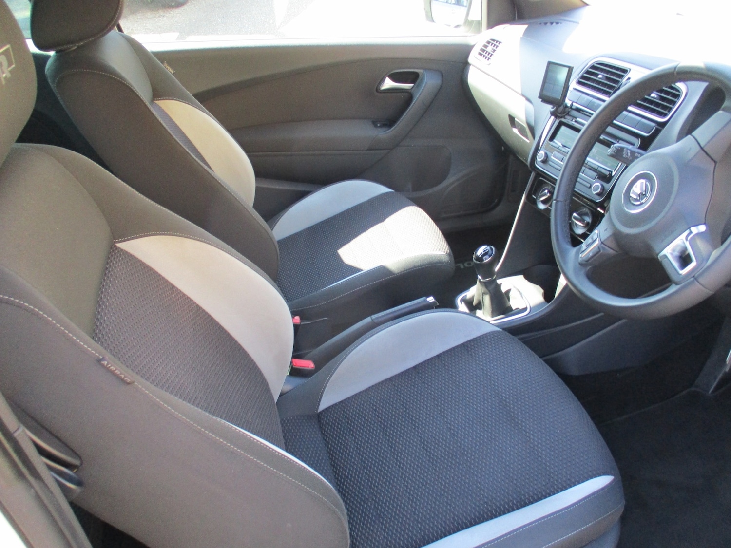 Used Volkswagen Polo 2013 for sale - 74624663: Photo 14