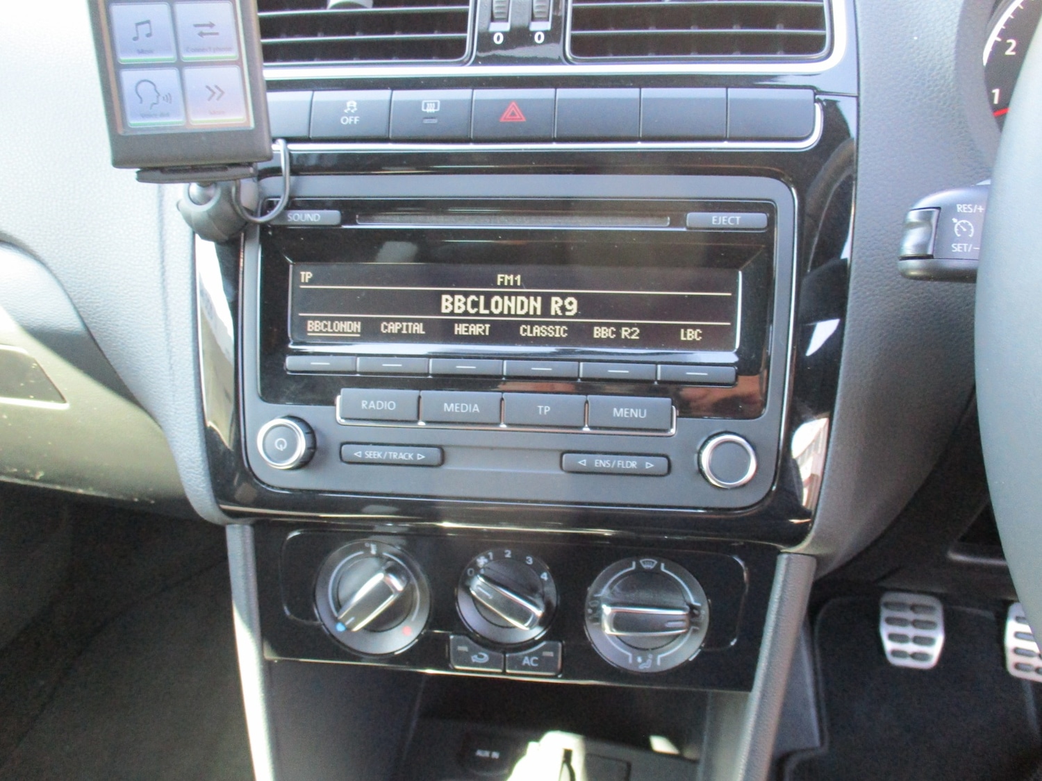 Used Volkswagen Polo 2013 for sale - 74624663: Photo 17