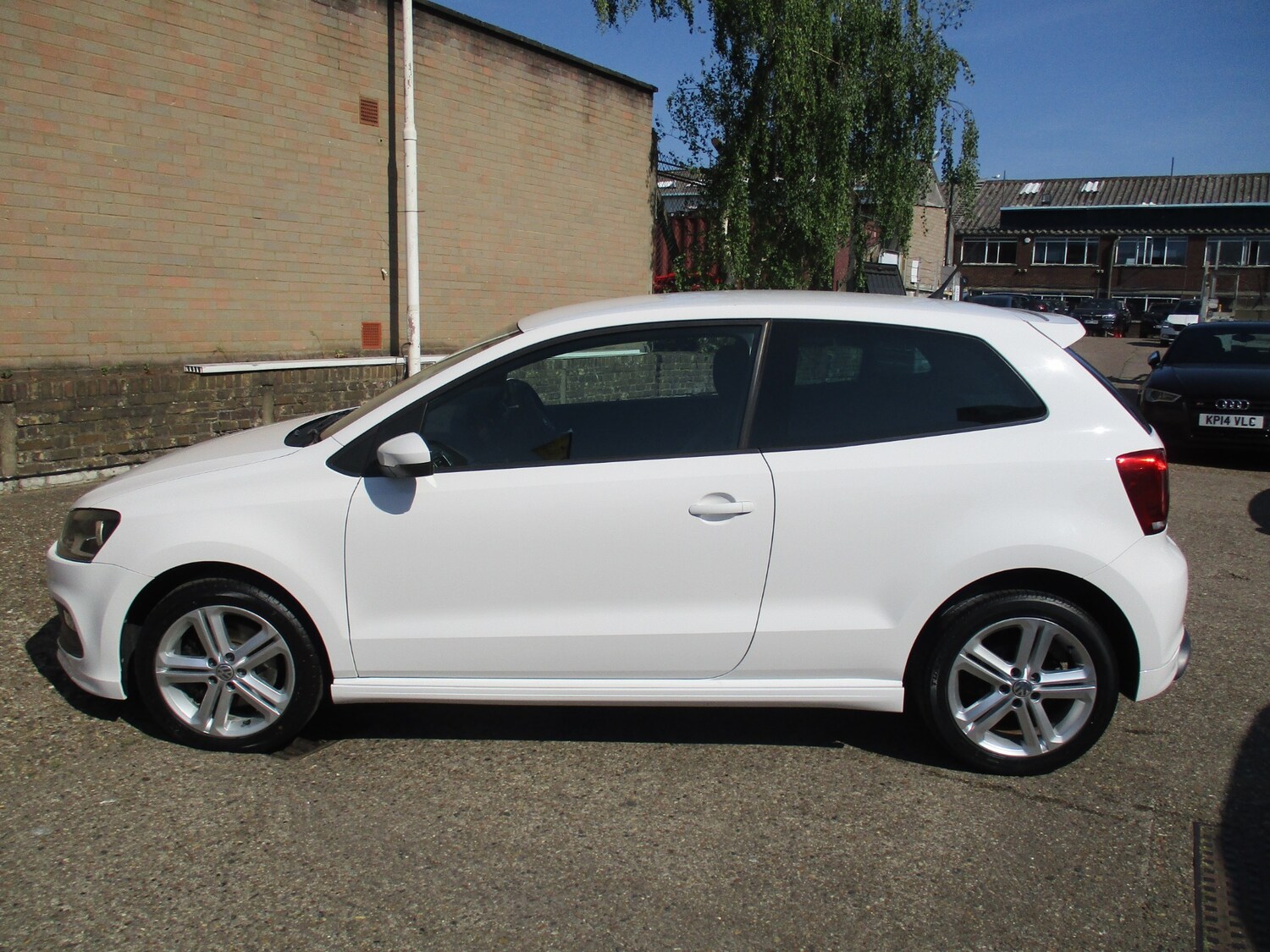 Used Volkswagen Polo 2013 for sale - 74624663: Photo 4