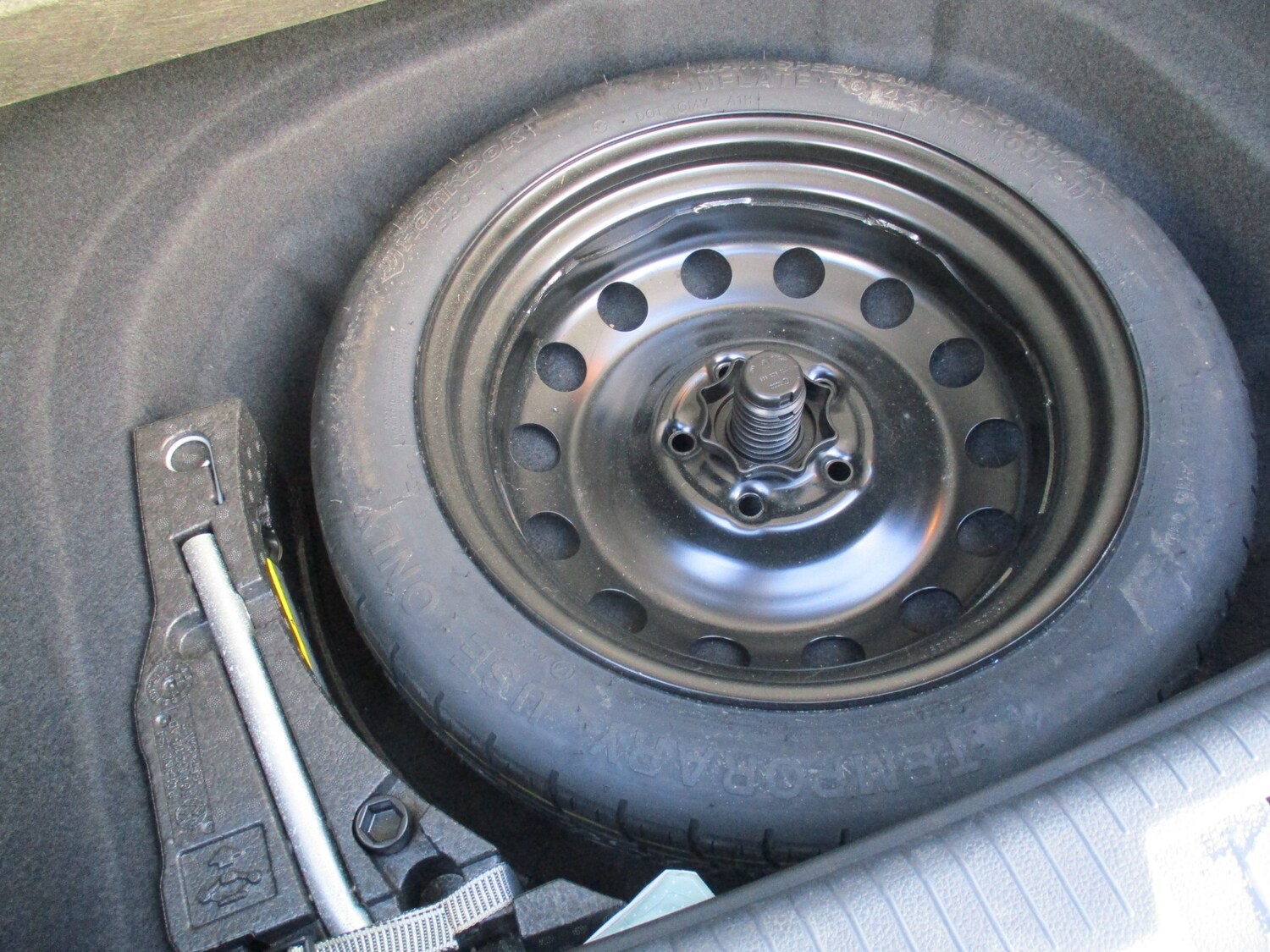 Used Volkswagen Golf 2014 for sale - 76076066: Photo 13