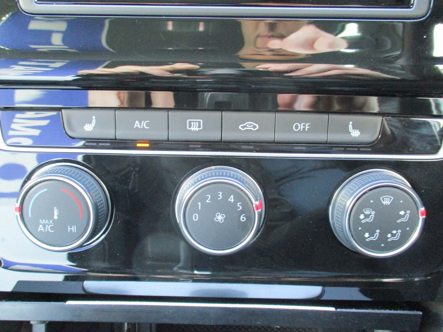 Used Volkswagen Golf 2014 for sale - 76076066: Photo 18