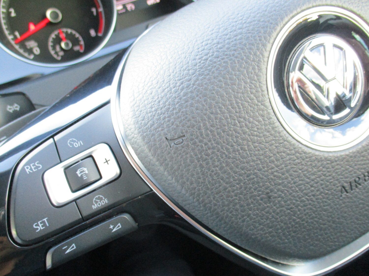 Used Volkswagen Golf 2014 for sale - 76076066: Photo 20