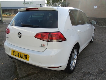 Used Volkswagen Golf 2014 for sale - 76076066: Photo