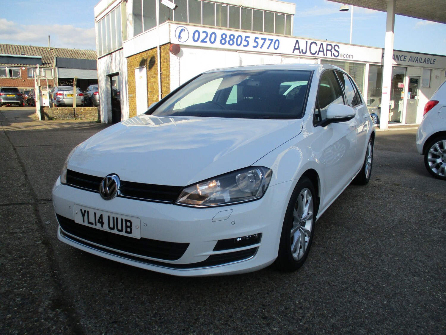 Used Volkswagen Golf 2014 for sale - 76076066: Photo 7