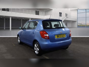Used Skoda Fabia 2013 for sale - 77711298: Photo