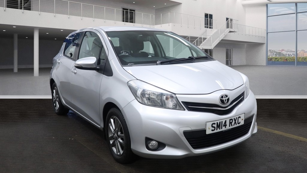 Used Toyota Yaris 2014 for sale - 77336810: Photo 1