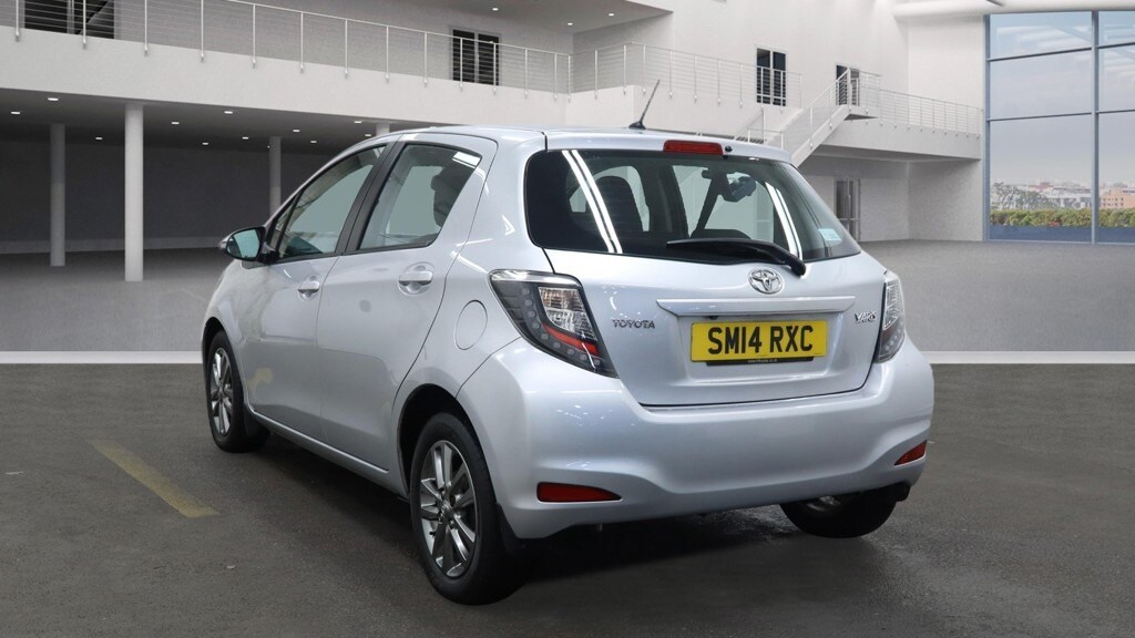 Used Toyota Yaris 2014 for sale - 77336810: Photo 3