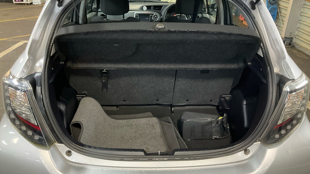 Used Toyota Yaris 2014 for sale - 77336810: Photo 7