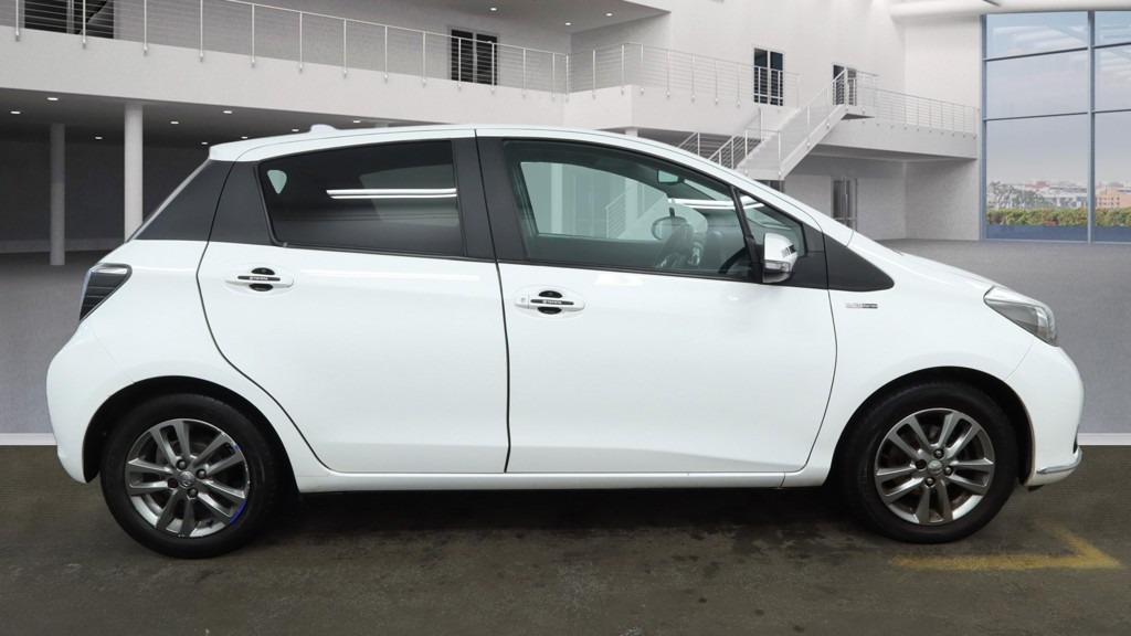 Used Toyota Yaris 2014 for sale - 77085284: Photo 6